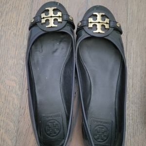 Tory Burch flats, Sz 8, Navy/Gold